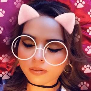 Meet your Posher, Cristina